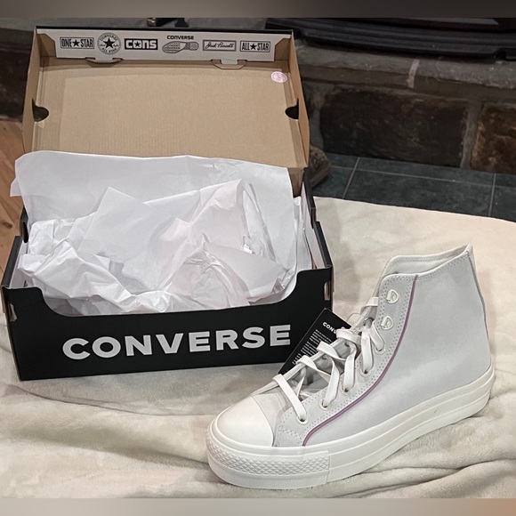 Chuck Taylor All Star Lift Platform Suede NIB - Picture 3 of 11